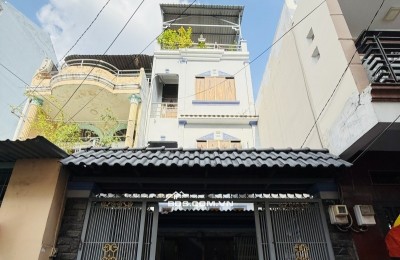 Bán nhà Hẻm 4m Lạc Long Quân Giáp Chợ Tân Bình, 59 m2, 4x14.5m. Chỉ 7.9 Tỷ còn TL với Chủ.